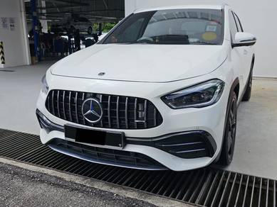 Mercedes Benz GLA35 35 AMG 4MATIC in Seri Kembangan, SGR