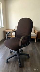 kerusi pejabat office chair.,