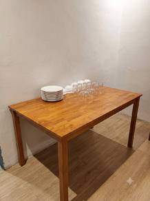 Good quality table and chair set