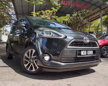 Toyota Sienta V in Segamat, JHR