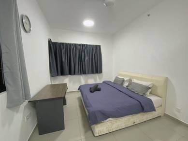 Condominium For Rent in M Vista