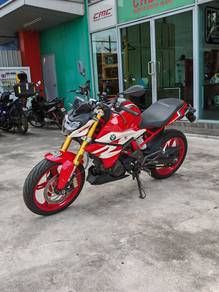 BMW G 310 R