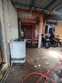 Room in Kota Bharu, KTN