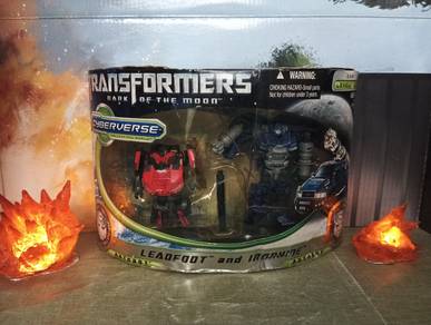 Transformers DOTM Cyberverse Leadfoot n Ironhide