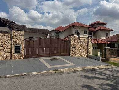 Bungalow House For Sale in Bangi,SGR