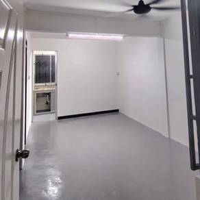 Flat For Rent in Flat Taman Ungku Tun Aminah