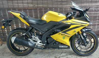 Yamaha R15