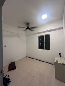 Room in Sentul, KUL