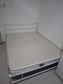 Katil Queen untuk dijual