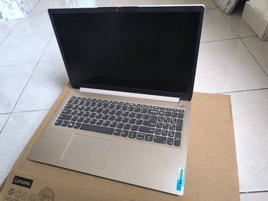Lenovo 15.6" 8GB Ram Laptop 512gb SSD MelakaTengah