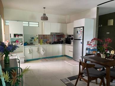 Condominium For Sale in Idaman Puteri
