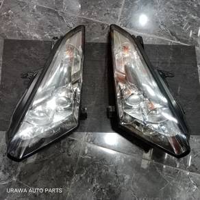Nissan GTR R35 Headlamp With Ballast Used Japan
