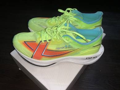 Carbon Plate Shoes