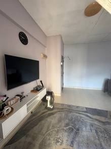 Apartment For Rent in Kasuarina Apartment
