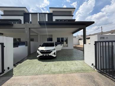 Semi-Detached House For Sale in Rawang,SGR