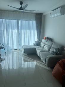 Condominium For Rent in Waterside Residence