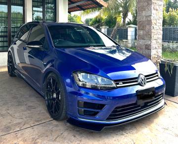 Volkswagen Golf R in Bandar Sunway, SGR
