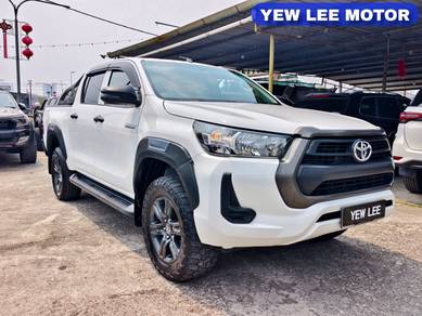 Toyota Hilux E in Kuching, SWK