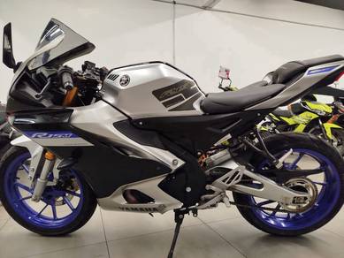 Yamaha R15