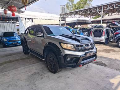 Nissan Navara V in Batu Caves, SGR