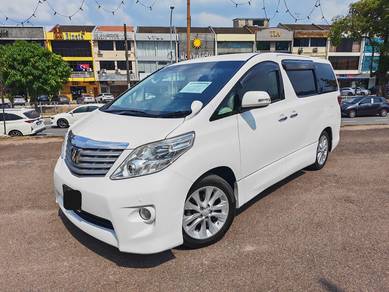 Toyota Alphard 240S in Johor Bahru, JHR