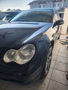 Mercedes Benz C200 C200 KOMPRESSOR in OUG, KUL