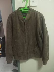 uniqlo brown jacket