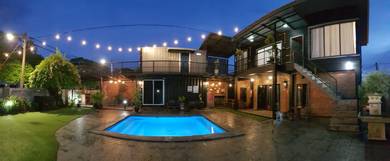 Safar House & Cabin