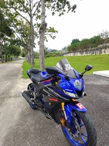 Yamaha R15