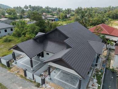 Semi-Detached House For Sale in Paka,TRG