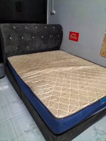 Katil queen n tilam utk dilepaskan