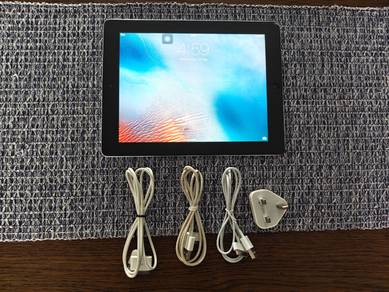 Well used Ipad 2011 16 GB (for reading only)