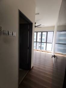 Service Residence For Rent in Amerin Residence