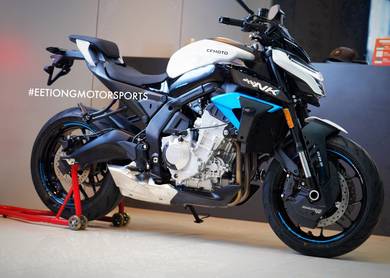 CFMOTO 675NK