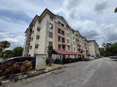 Apartment For Sale in Pangsapuri Resak