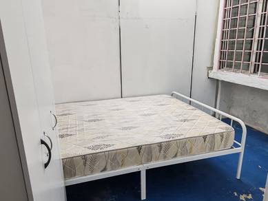 Room in Klang, SGR