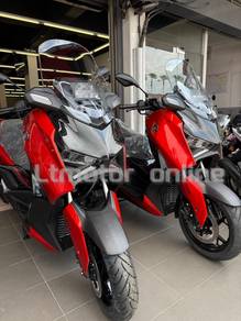 Yamaha XMAX
