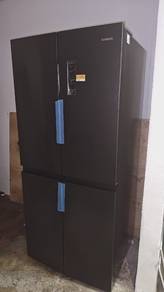 peti Ais 4pintu 