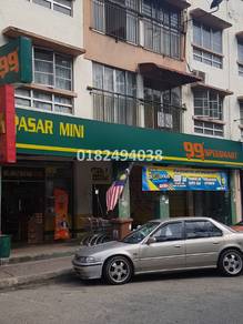Room in Damansara Damai, SGR