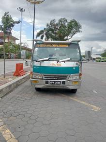 Towing Isuzu 7500