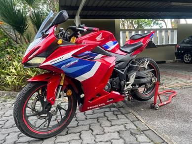 Honda CBR150R