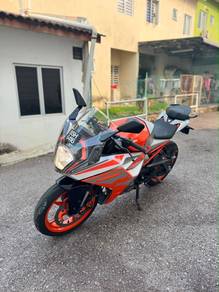 KTM RC 200