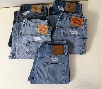 Levi’s Jeans sz 32 Combo:,,