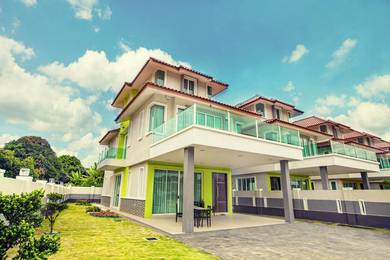 Semi-Detached House For Sale in Port Dickson,NSN
