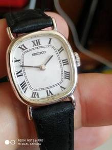 Vintage 1970s seiko lady watch NOS