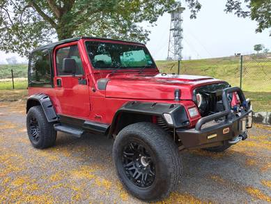 Jeep Wrangler in Sungai Besi, KUL