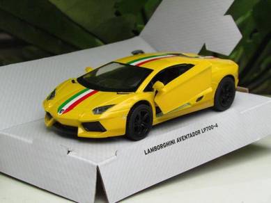 Kinsmart (12cm) Lamborghini Aventador Lp700-4 Car