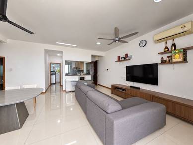 Service Residence For Sale in Grandview 360