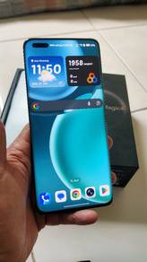 honor magic 4 pro 5G 8+8/256 fullset like new