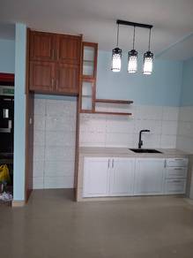 Kitchen cabinet